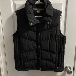 Kenneth Cole Goose Down Vest, size Women’s Large, black.